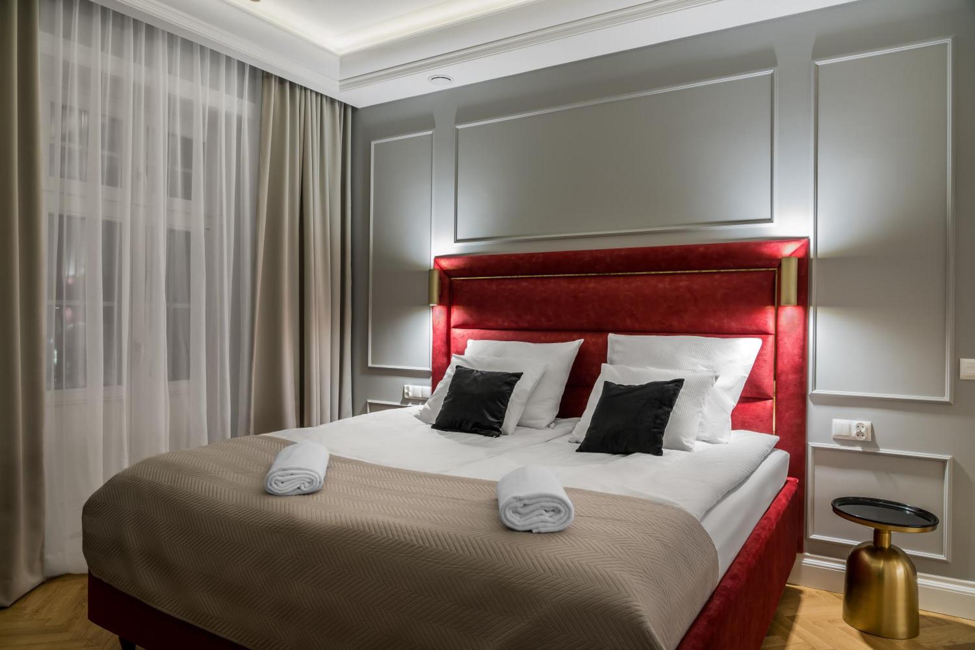 H Aparthotel Ełk Habitación foto